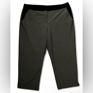 Worthington Modern Fit Gray and Black Cropped Dress Pants Women’s Size 14